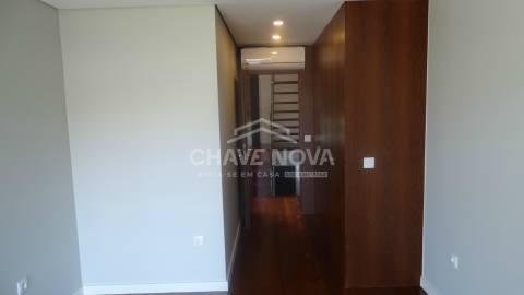 Moradia em Banda T3 Venda em Rio Tinto,Gondomar