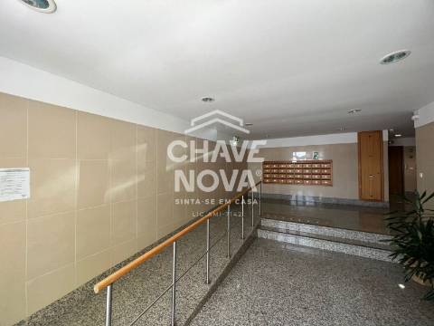 Apartamento T3 Venda em Lumiar,Lisboa