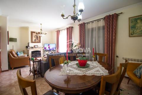 Moradia Geminada T4 Venda em Vila Nova da Telha,Maia