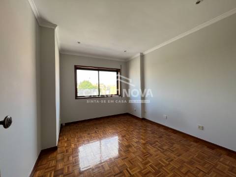 Apartamento T2 Venda em Rio Tinto,Gondomar