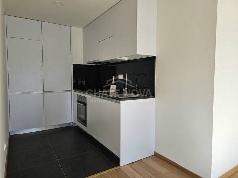 Apartamento T1 Arrendamento em Paranhos,Porto
