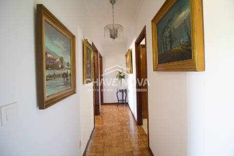 Apartamento T3 Venda em Nogueira e Silva Escura,Maia