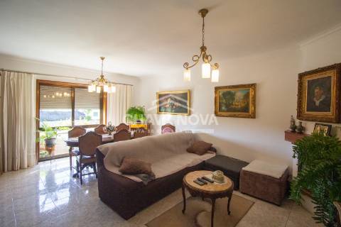 Apartamento T3 Venda em Nogueira e Silva Escura,Maia