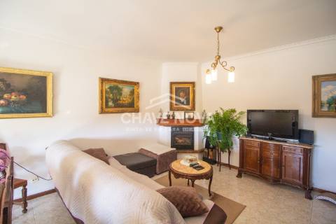 Apartamento T3 Venda em Nogueira e Silva Escura,Maia