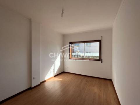 Apartamento T2 Venda em Ermesinde,Valongo