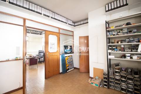 Loja  Venda em Cidade da Maia,Maia