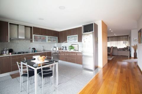 Moradia T3 Venda em Oliveira do Douro,Vila Nova de Gaia