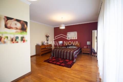 Moradia Geminada T3+1 Venda em Moreira,Maia