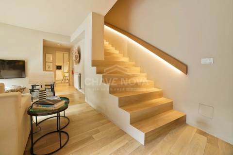 Andar Moradia T2 DUPLEX Venda em Lordelo do Ouro e Massarelos,Porto