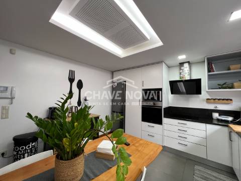 Moradia em Banda T3 Venda em Gondomar (São Cosme), Valbom e Jovim,Gondomar