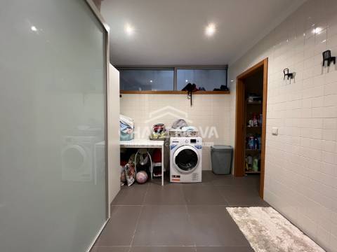 Moradia em Banda T3 Venda em Gondomar (São Cosme), Valbom e Jovim,Gondomar