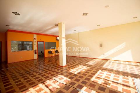 Loja  Arrendamento em Alfena,Valongo