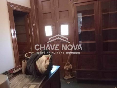 Moradia Geminada T6 Venda em Campanhã,Porto