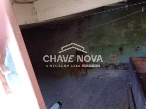 Moradia Geminada T6 Venda em Campanhã,Porto