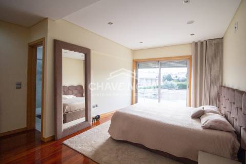 Moradia Geminada T4+1 Venda em Cidade da Maia,Maia