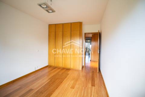 Apartamento T2 Arrendamento em Aldoar, Foz do Douro e Nevogilde,Porto