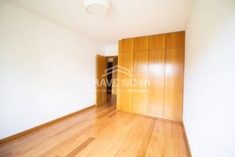 Apartamento T2 Arrendamento em Aldoar, Foz do Douro e Nevogilde,Porto