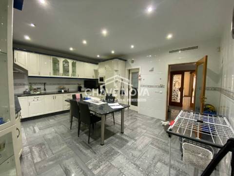 Moradia Isolada T3 Venda em Bougado (São Martinho e Santiago),Trofa