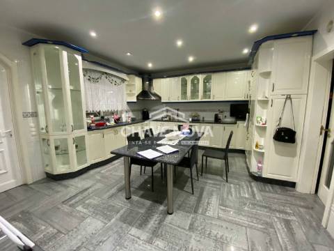 Moradia Isolada T3 Venda em Bougado (São Martinho e Santiago),Trofa