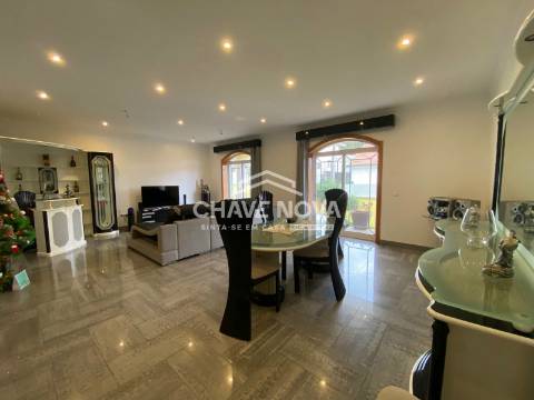 Moradia Isolada T3 Venda em Bougado (São Martinho e Santiago),Trofa