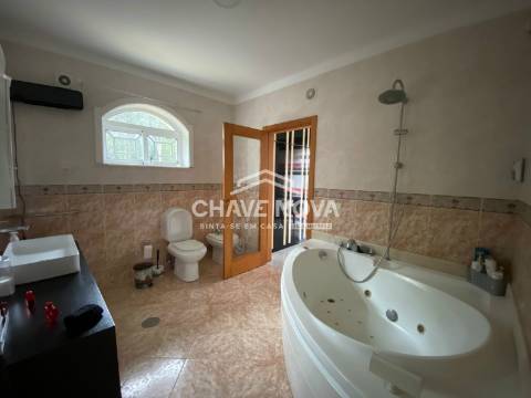 Moradia Isolada T3 Venda em Bougado (São Martinho e Santiago),Trofa