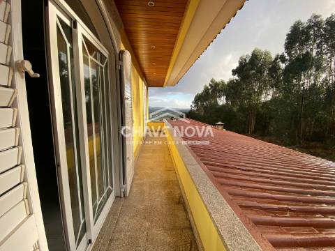 Moradia Isolada T3 Venda em Bougado (São Martinho e Santiago),Trofa