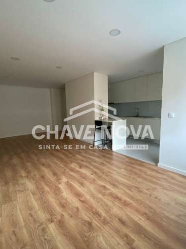 Apartamento T2 Arrendamento em Campanhã,Porto