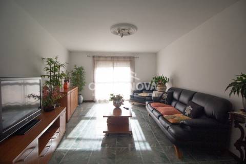 Moradia Isolada T3 Venda em Mafamude e Vilar do Paraíso,Vila Nova de Gaia