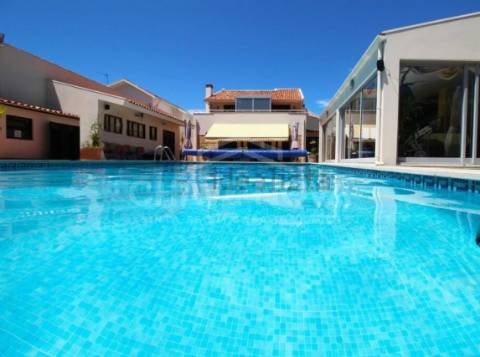 Moradia Isolada T5 Venda em Anta e Guetim,Espinho