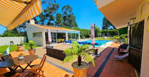 Moradia Isolada T5 Venda em Anta e Guetim,Espinho