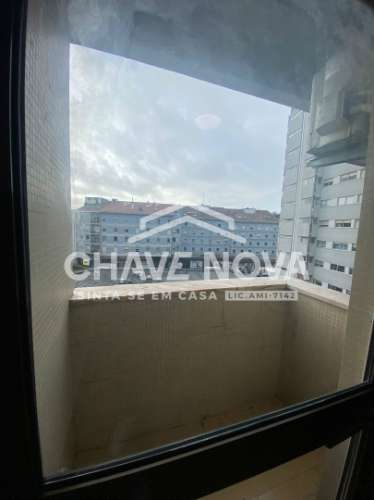 Apartamento T3 Arrendamento em Cedofeita, Santo Ildefonso, Sé, Miragaia, São Nicolau e Vitória,Porto