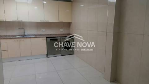 Moradia em Banda T3 Venda em Campanhã,Porto