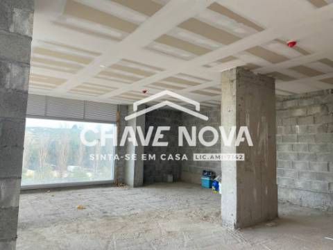 Loja  Venda em Lumiar,Lisboa