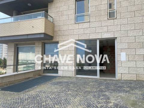 Loja  Venda em Lumiar,Lisboa