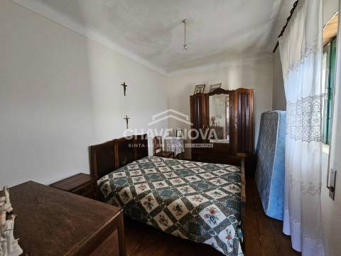 Moradia Isolada T2 Venda em Espadanedo,Cinfães