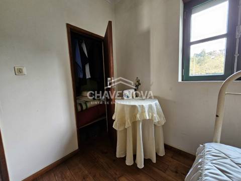 Moradia Isolada T2 Venda em Espadanedo,Cinfães