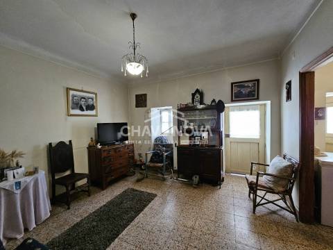 Moradia Isolada T2 Venda em Espadanedo,Cinfães