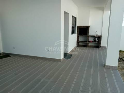 Moradia Geminada T3 Venda em Fernão Ferro,Seixal