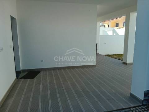 Moradia Geminada T3 Venda em Fernão Ferro,Seixal