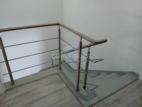 Moradia Geminada T3 Venda em Fernão Ferro,Seixal