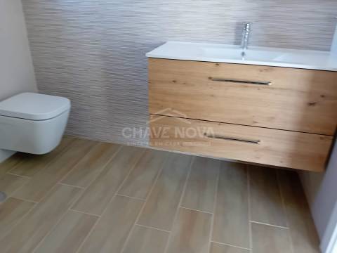 Moradia Geminada T3 Venda em Fernão Ferro,Seixal