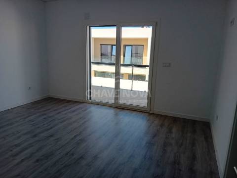 Moradia Geminada T3 Venda em Fernão Ferro,Seixal