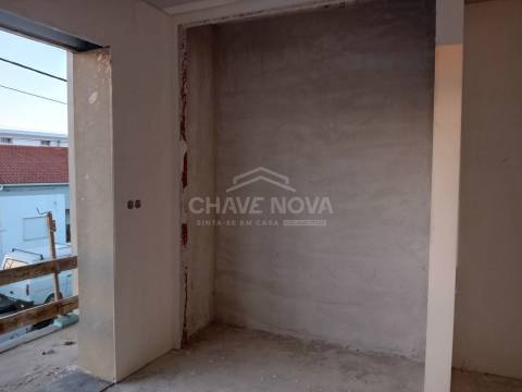 Moradia Geminada T4 Venda em Fernão Ferro,Seixal