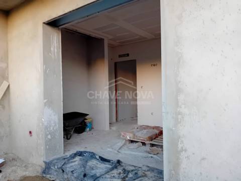 Moradia Geminada T4 Venda em Fernão Ferro,Seixal