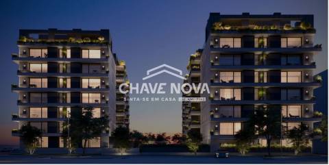 T4 com garagem fechada no condomínio privado "Fusion Private Residence" (Green Terrace Porto)