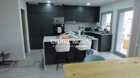 Apartamento T4 Venda em São Mamede de Infesta e Senhora da Hora,Matosinhos