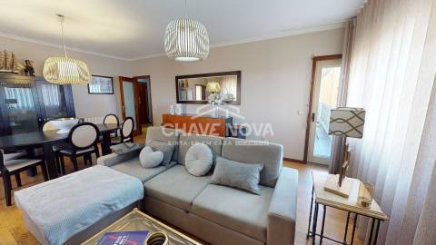 Apartamento T3 Venda em Vilar de Andorinho,Vila Nova de Gaia