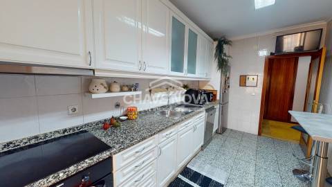 Apartamento T3 Venda em Vilar de Andorinho,Vila Nova de Gaia