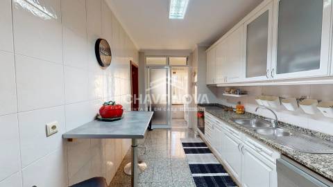 Apartamento T3 Venda em Vilar de Andorinho,Vila Nova de Gaia