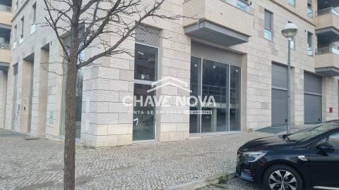 Loja  Venda em Lumiar,Lisboa